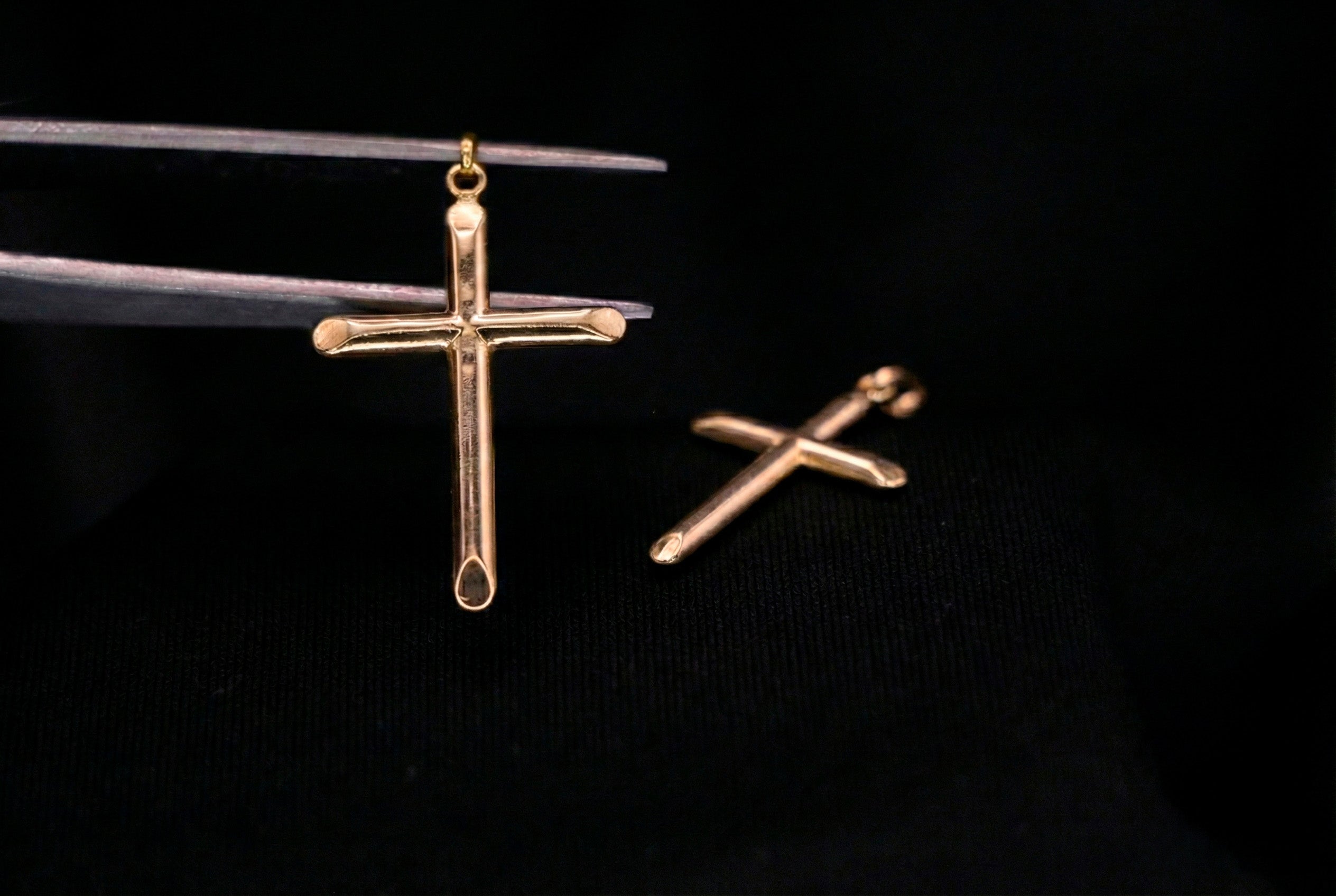 HOLLOW CROSS