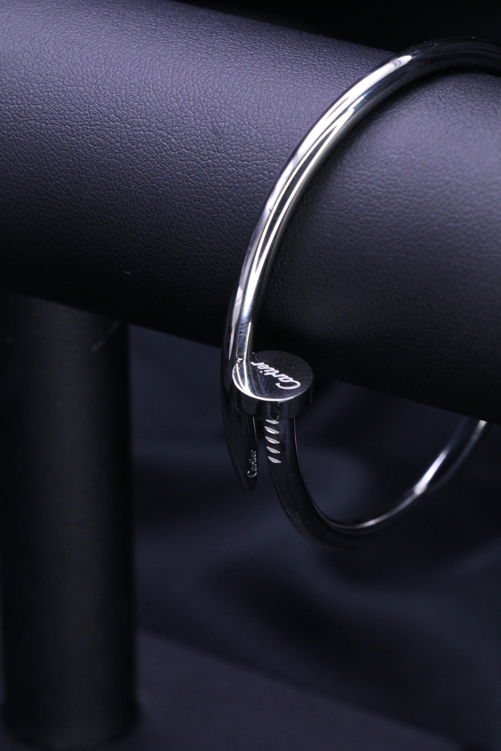 NAIL BRACELET – THICK SIL-27