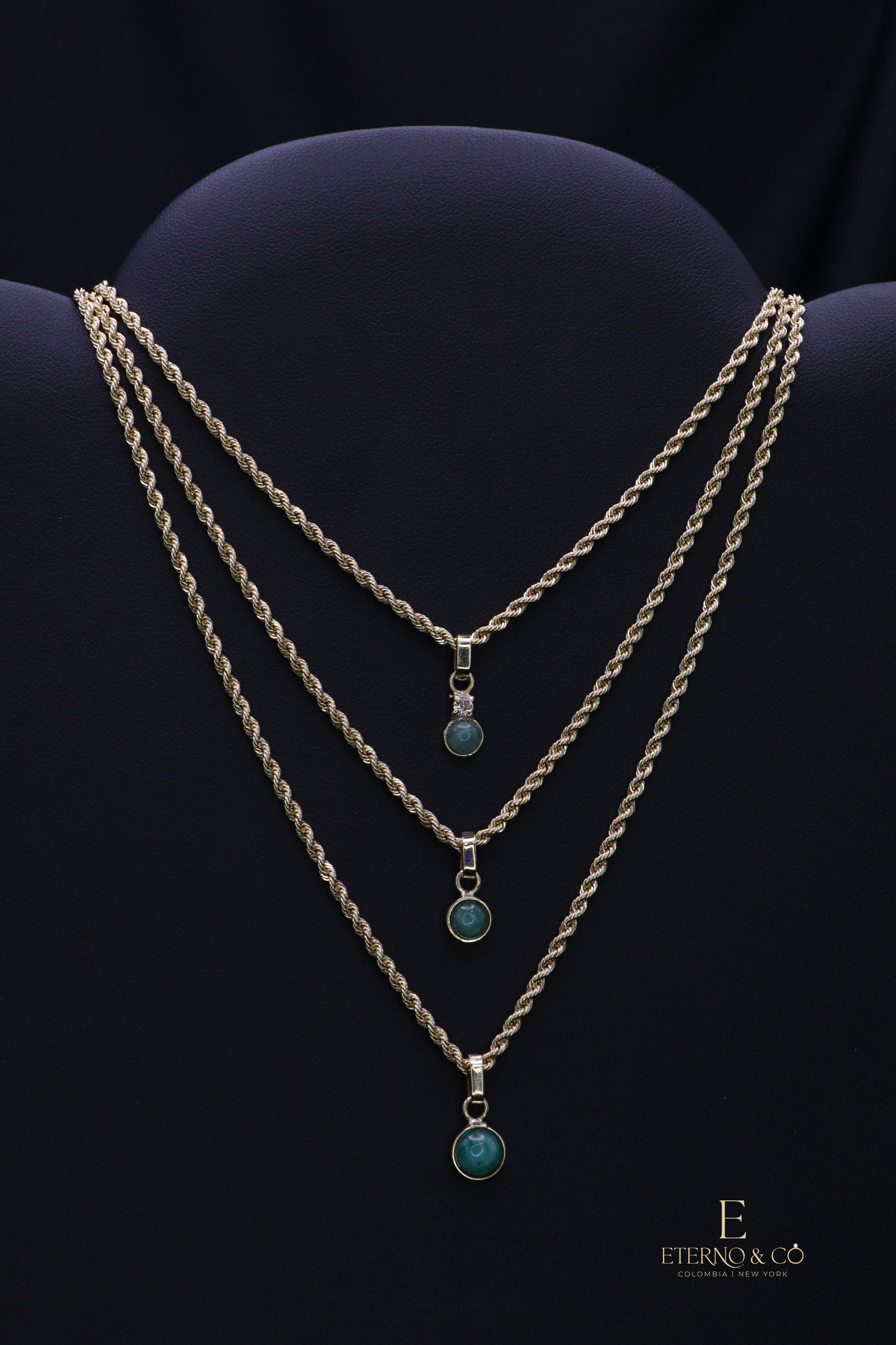 CAUCHON PENDANTS COLLECTION