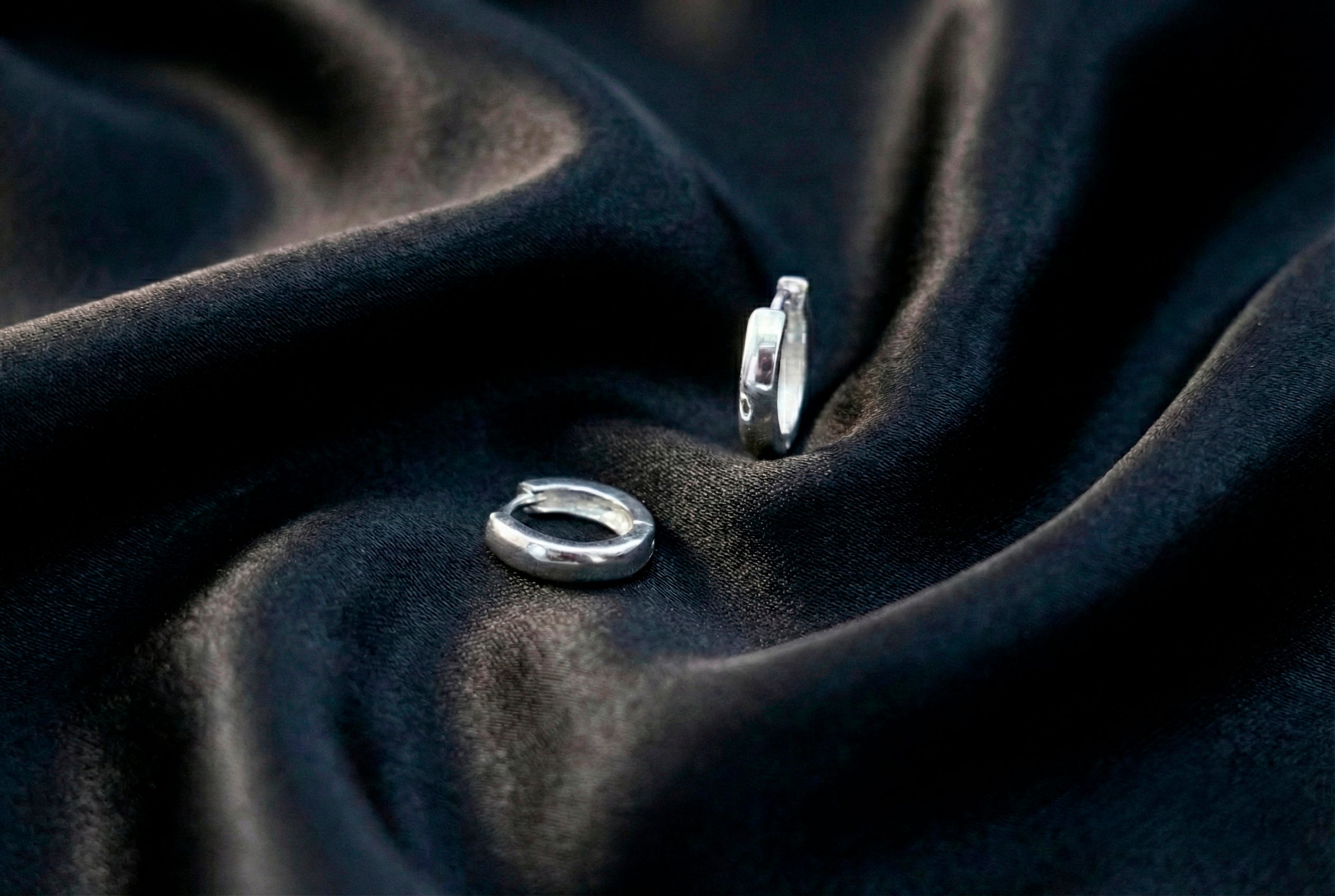 Classic Mini Silver Huggie Hoops