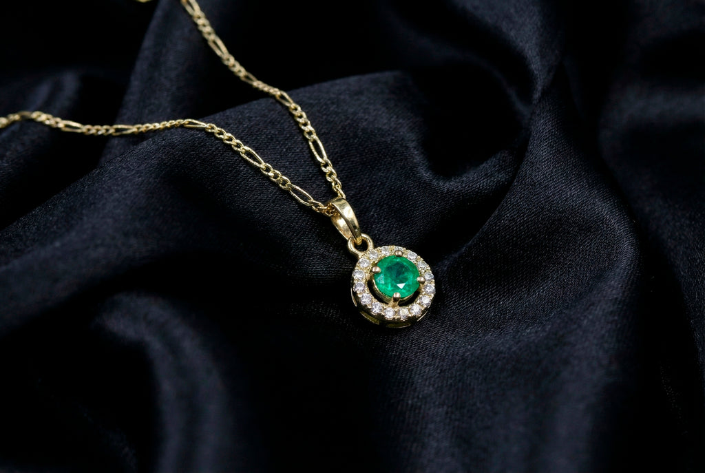 ROUND EMERALD PENDANT W/CZ