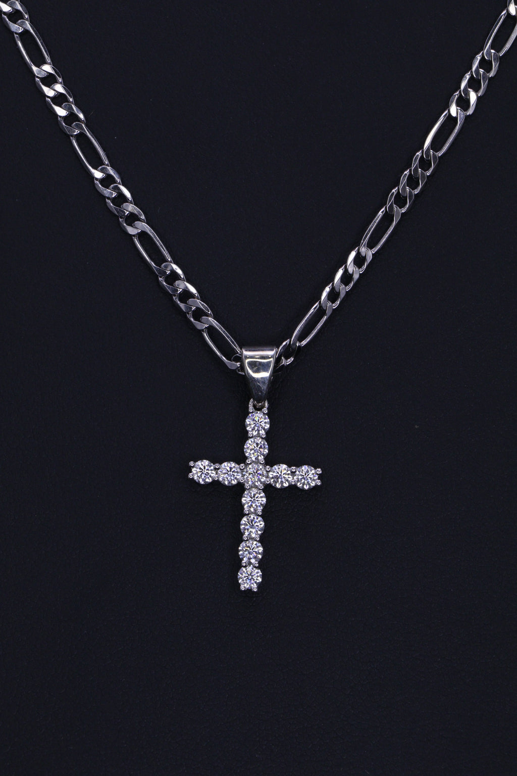 Mini Cross Moissanite SIL-11