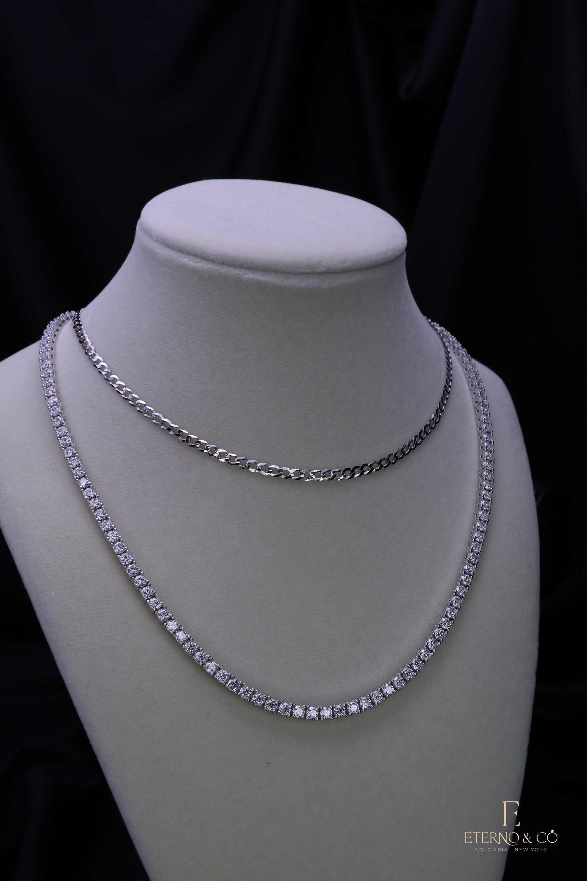 CADENA DE PLATA Y DIAMANTES (PENDIENTE N )