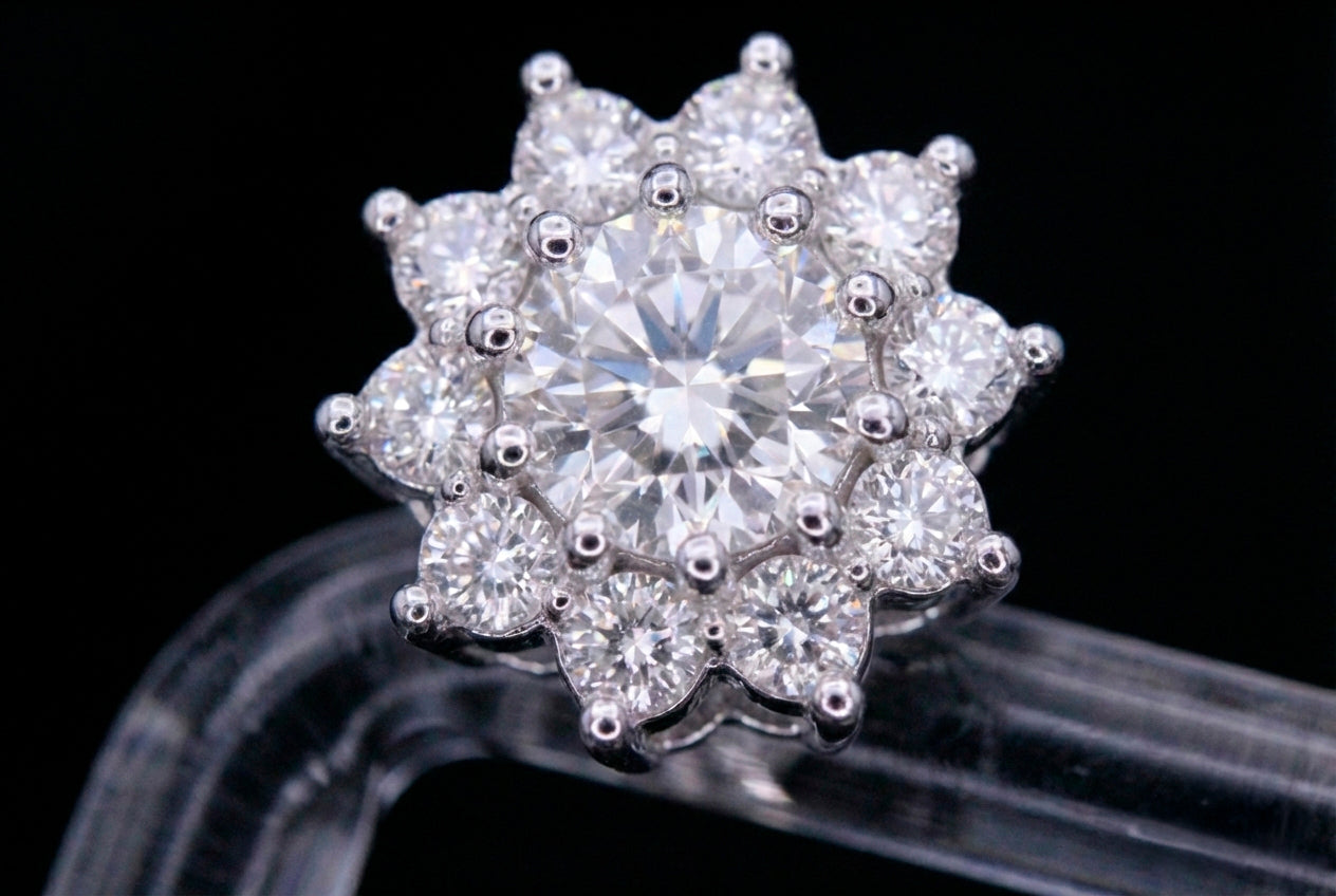 MOISSANITE WHITE SUNFLOWER